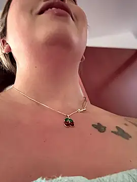 VIOLETA-25  online show from 01-10-26, 02:12