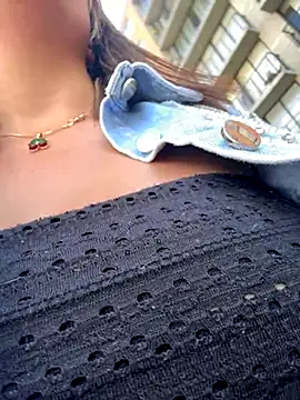 VIOLETA-25  online show from 11-22-25, 03:33