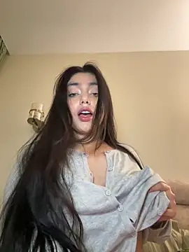 Sweet Khalifa  online show from 11-04-25, 03:05