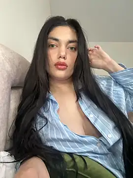 Snapshot of Sweet_Khalifa_ chatting on 09-28-25, 01:51 Sweet Khalifa  online show from 09-28-25, 01:51