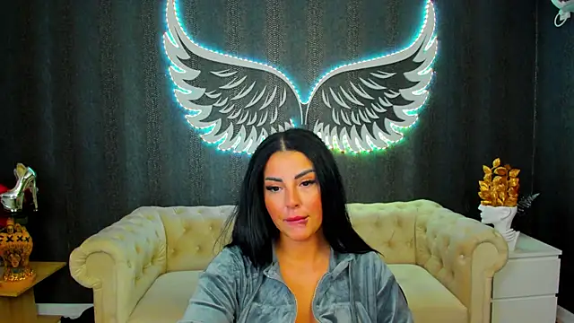 anemarieejolie online show from 10-16-25, 05:43