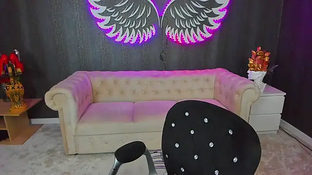 anemarieejolie online show from 09-24-25, 04:02