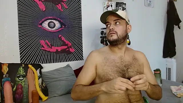 Snapshot of fetish_padrino chatting on 09-18-25, 09:07 fetish padrino online show from 09-18-25, 09:07