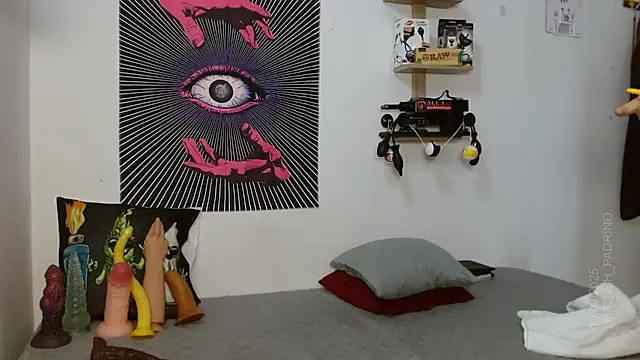 Snapshot of fetish_padrino chatting on 09-19-25, 02:10 fetish padrino online show from 09-19-25, 02:10