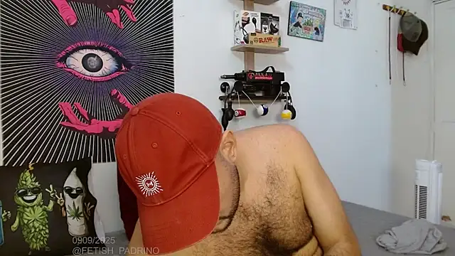 Snapshot of fetish_padrino chatting on 09-10-25, 03:00 fetish padrino online show from 09-10-25, 03:00