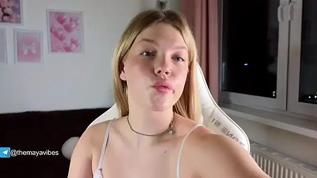 Maya Rave online show from 01-09-26, 03:57