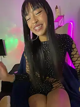 bonnie 18x online show from 02-25-25, 05:41