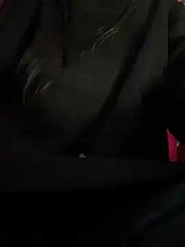 bonnie 18x online show from 10-30-25, 03:16