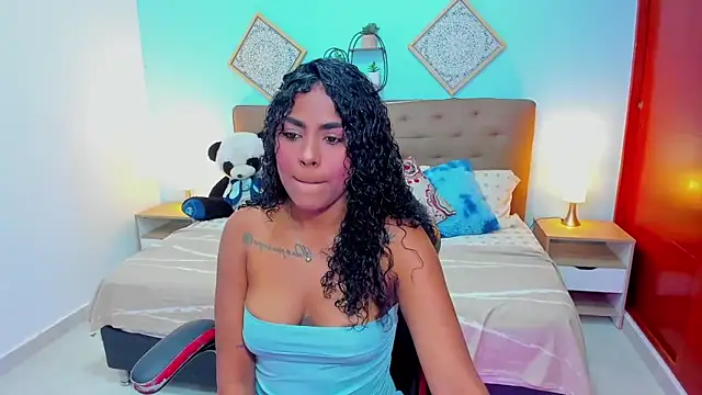 Edelaine rogers online show from 04-14-26, 01:21