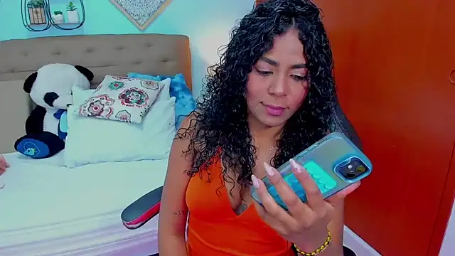 Edelaine rogers online show from 02-24-26, 05:52