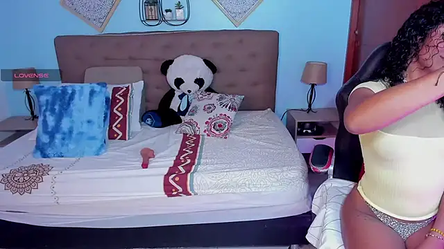 Edelaine rogers online show from 03-10-26, 05:22