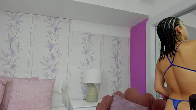 HazelMoret online show from 09-12-25, 12:38