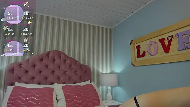 HazelMoret online show from 03-11-25, 12:06