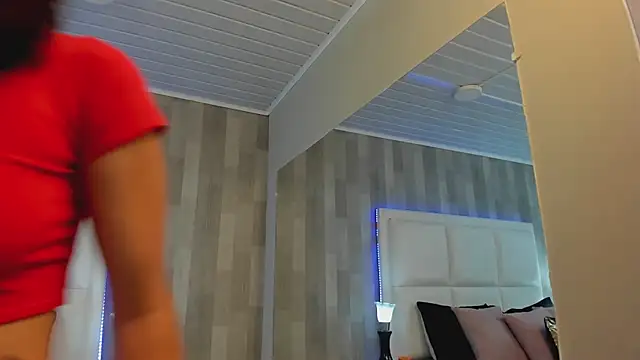 HazelMoret online show from 02-14-25, 11:53