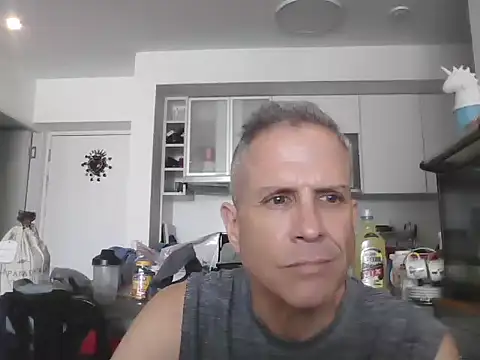 Diegoperrote682661 online show from 01-06-26, 05:50