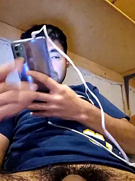 Axeltu77 online show from 03-31-26, 10:23