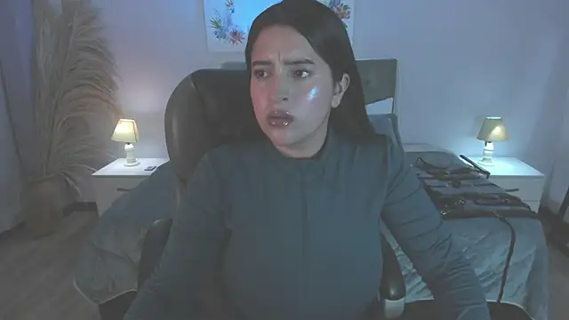 Snapshot of Pamela_cheverry chatting on 03-15-26, 04:08 Pamela cheverry online show from 03-15-26, 04:08