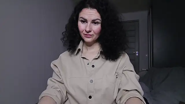 Snapshot of MiraLove362 chatting on 02-16-25, 07:05 MiraLove362 online show from 02-16-25, 07:05