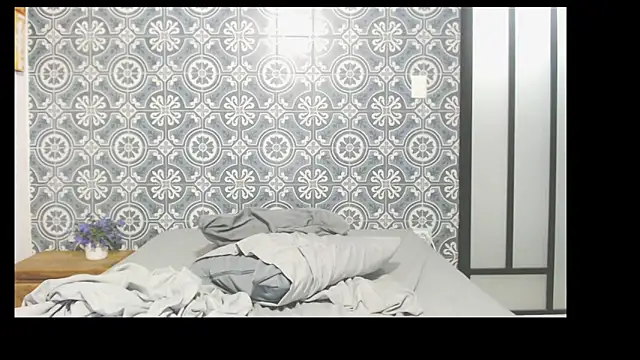 liadivina online show from 10-19-25, 11:29