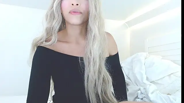 liadivina online show from 11-19-25, 12:54