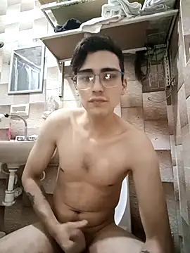 Snapshot of Alconnegroduf chatting on 09-20-25, 06:18 Alconnegroduf online show from 09-20-25, 06:18