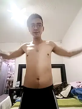 Snapshot of Alconnegroduf chatting on 11-17-25, 01:31 Alconnegroduf online show from 11-17-25, 01:31