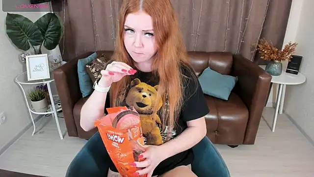 BettyBloom69 online show from 01-30-25, 07:18