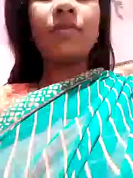 Snapshot of riya_houswife chatting on 12-21-24, 06:41 riya houswife online show from 12-21-24, 06:41