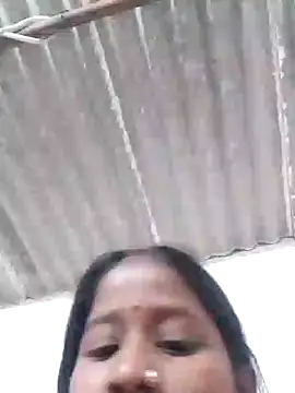 Snapshot of riya_houswife chatting on 11-14-25, 04:21 riya houswife online show from 11-14-25, 04:21