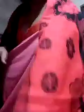 Snapshot of riya_houswife chatting on 12-10-24, 01:11 riya houswife online show from 12-10-24, 01:11