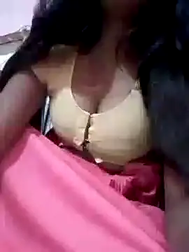 Snapshot of riya_houswife chatting on 12-15-24, 08:30 riya houswife online show from 12-15-24, 08:30