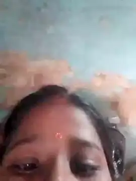 Snapshot of riya_houswife chatting on 11-12-25, 11:03 riya houswife online show from 11-12-25, 11:03