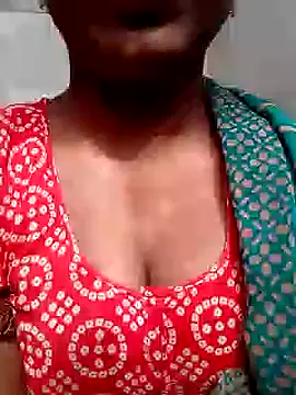 Snapshot of riya_houswife chatting on 12-13-24, 06:53 riya houswife online show from 12-13-24, 06:53