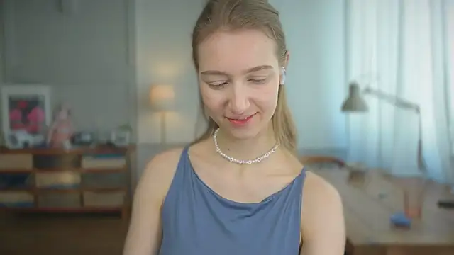 solar bella online show from 02-25-25, 11:10