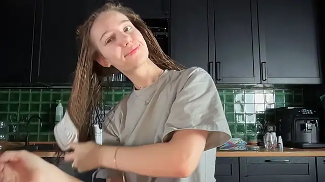 solar bella online show from 02-26-26, 04:34