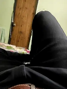 themostnaughtiestguyy online show from 04-15-26, 06:52