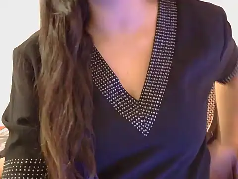 Snapshot of diva-22 chatting on 01-21-25, 12:50 diva-22 online show from 01-21-25, 12:50