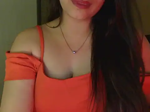Snapshot of diva-22 chatting on 05-20-26, 08:39 diva-22 online show from 05-20-26, 08:39