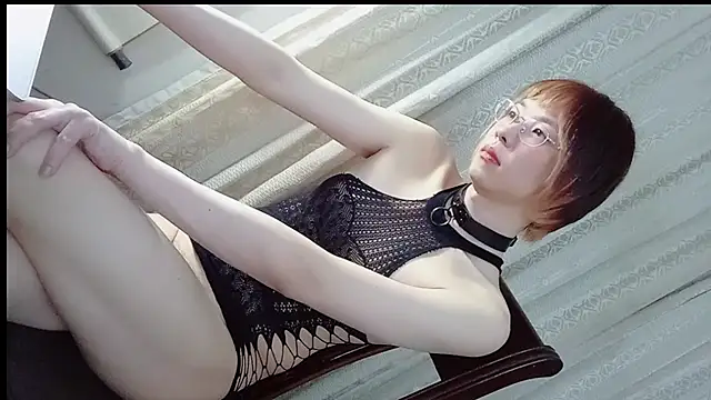 adawang1986 online show from 02-26-25, 01:43