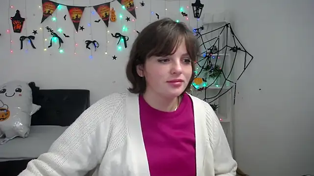 StaceyLex online show from 10-22-25, 05:40