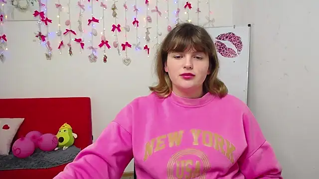 StaceyLex online show from 04-06-26, 05:08