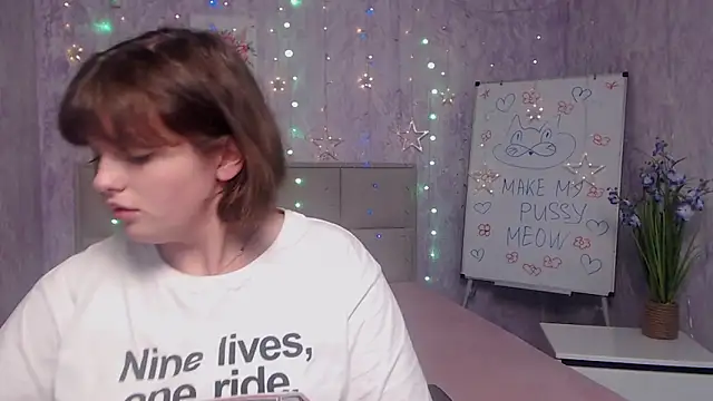 StaceyLex online show from 09-26-25, 05:20