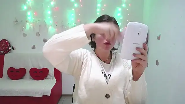 StaceyLex online show from 10-04-25, 05:42