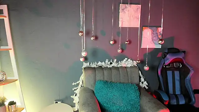Snapshot of Cami__Smiith chatting on 12-11-24, 11:19 Cami Smiith online show from 12-11-24, 11:19