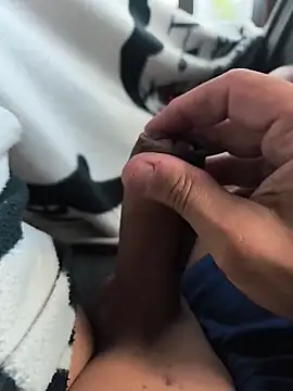 mirrowhot online show from 12-15-25, 03:18