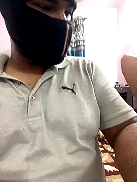 mickey love online show from 10-05-25, 04:20