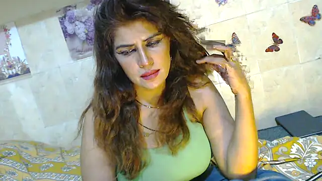 Snapshot of pareeti chatting on 04-27-26, 02:09 pareeti online show from 04-27-26, 02:09
