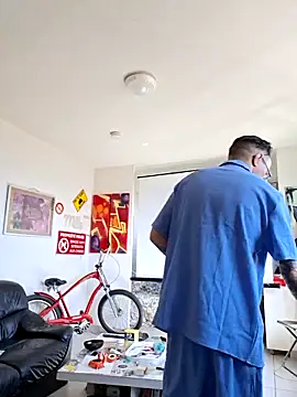 mileflav0r online show from 04-23-26, 08:10