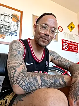 mileflav0r online show from 04-21-26, 12:56