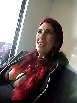 Perla Franco online show from 12-17-25, 05:56